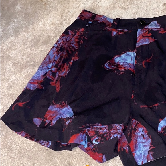 Super Cute Black Blue and Red shorts - Picture 2 of 5